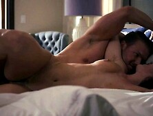 Come-hither Codey and Queenie's bedroom clip