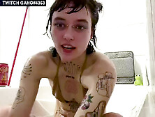 Homemade Solo And Sex With Tattooed Amateur Brunette Skunk In Bathtub