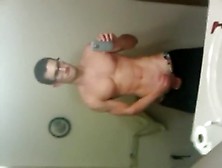 Hot Str8 Guy Wanking On Cam