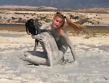 Nazryana - Silver Mud With Queen Snake