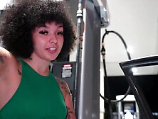 That babe Needed a Battery… I Needed a BJ