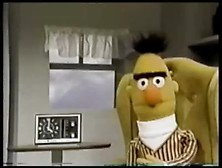 Bert & Ernie Tries Gangsta-Rap. Flv