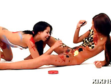 Pornstar Kiki18 Going Lesbian