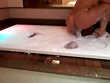 I gave my cunt into the bathtub and I came tasty