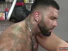 Muscle Bear Threesome With Anal Cumshot