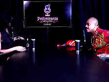 This chab got slutty and took off the presenter's clothing,  who threw him on the table and gave him a blow job - Nego Catra (SEE