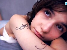 very hot teen on webcam