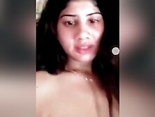 Beautiful Pakistani Chick Nude Show On Vc For Her Lover