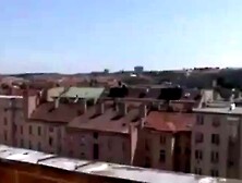 Geile Oma wird heimlich auf Terrasse gefickt