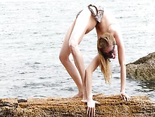 Flexible Beach Fun - Watch4Fetish