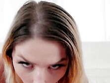 Messy Blow Job - Sexy Brunette Babe Gives Sloppy Deepthroat