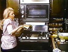 "confessions Of A Young American Housewife" (1974)