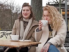 Ersties - Die aufgeschlossenen Amanita und Sally D.  lecken sich gegenseitig die Muschi