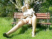 Amateur - Retro - Very Rare - Sara Open Legs