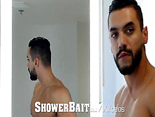 Bathroombait Shower Bang-Out With Muscle Hunks