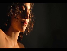 Carolina Amaral Nua - Gloria