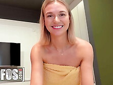 MOFOS - Melissa Gets Ready For Bed But First She Needs Her Butt-hole To Get Sexed By Her bf To Get A Better Sleep