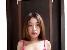 Ravishing Indonesian Skank Like To Tease U With Her Stunning Body !