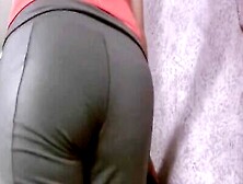 Start Jogging with this Sexy Milf!