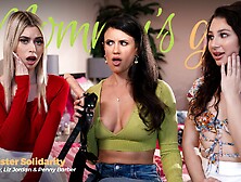 Stepsister Solidarity,  Scene #01