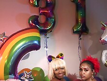 Ebony Lesbians Making Out