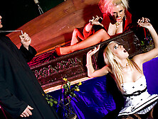 Victoria And Carla Love Snowballing