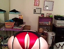 PAWG big beautiful woman Dances for the Web Camera