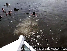 Springbreaklife Video: Booty Shake On The Lake