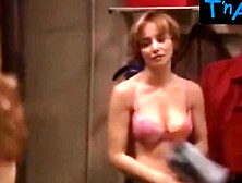 Mar Regueras Sexy Scene in De Moda