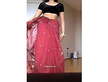 Sexy Sari Desi Girl