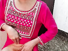 Indian muslim slut ko paise dekar jabar dasti pela