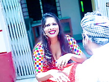 Desi milkman sexed his mistress' huge boobs on the pretext of selling milk ( Hindi audio )