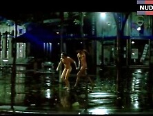 Omahyra Full Nude On Street – Les Derniers Jours Du Monde