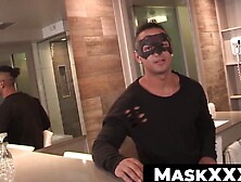 Maskxxx. Com - Muscular Stud's Abs Tease And Solo Big Dick Tugging