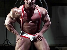 Bodybuilder Mattia