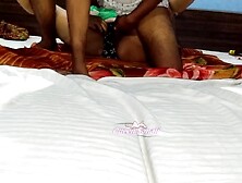 Tai Ji Ko Raat Ke Andere me Choda Tange Uthakar