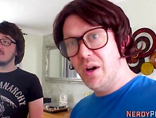 Newbie amateur sucking off geeks