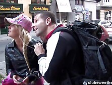 Vikkis Orgasmic Rides with her bf