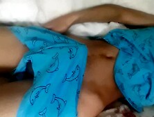 provandome la ropa de mi hermanita y corriendome