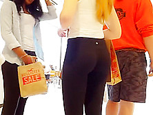 Candid - Sexy Tight Lululemon Leggings Ass