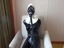 Latex breathplay - nun suffocates in a rebreather