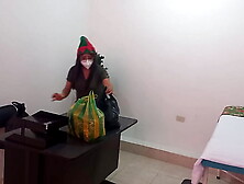 CHRISTMAS FULL OF SENSUALITY!! HISPANIC WITH A LARGE TWAT TOUCHES HERSELF SLEAZY AT WORK