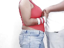 Gungun Gupta Fucked by gas delivery Boy