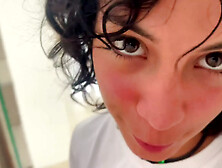 Mi Hermanastra Hace Una Travesura En El Cuarto De Mis Padrastros Y Yo La Foll...