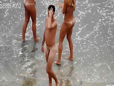 Nice Girls Swimming (Fkk)