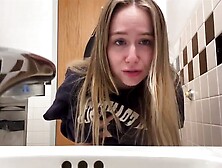 Public Restroom Bate