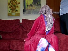 Kurdish immigrant in London lets african coworker jizz in her mouth after work