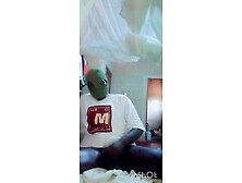 What along MASSIVE CREAMY MONSTER BBC ???????? is humped large hand ????