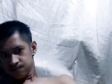 Playing my dong untill i cum (Nilaro ko tite ko hanggang labasan).