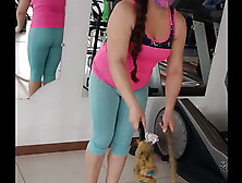 Esta Bonita O No? Grabe a Mi Vecina En El Gimnasio!! Fui Tras Ella Y Le Pedi El Baño Prestado Y En Su Apartamento Folle Su Boca